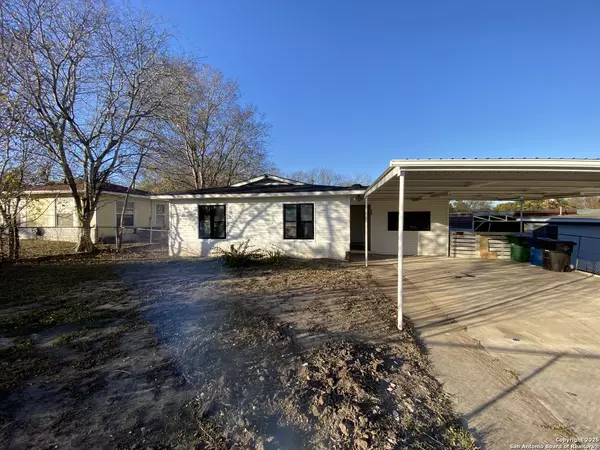 315 COLGLAZIER AVE, San Antonio, TX 78223-2445