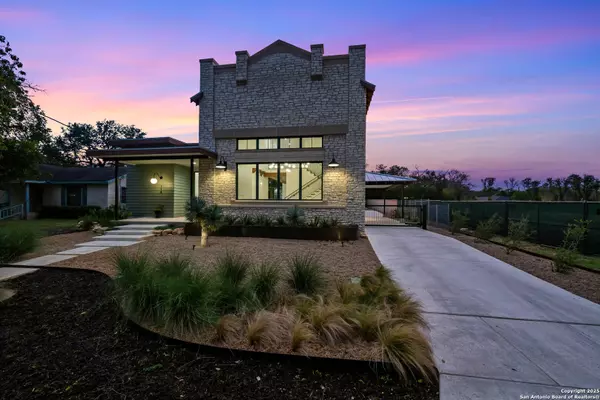 Boerne, TX 78006-2943,110 Second St