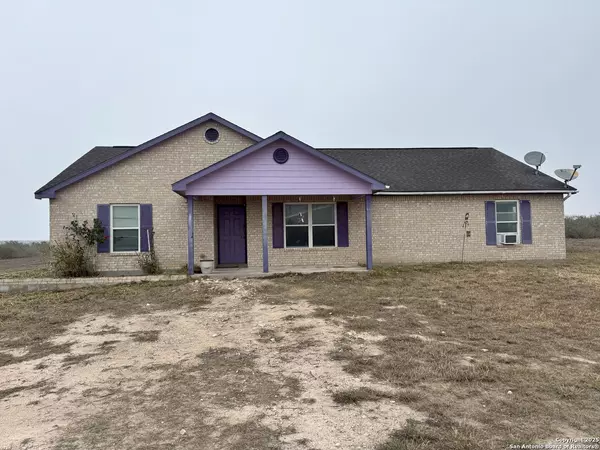 274 Polzin Ranch Rd, George West, TX 78022