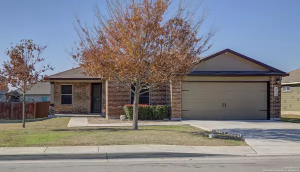 2674 LONESOME CREEK TRL, New Braunfels, TX 78130-4116