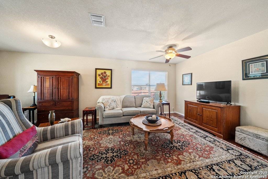 New Braunfels, TX 78130-3380,513 Zapata Cir