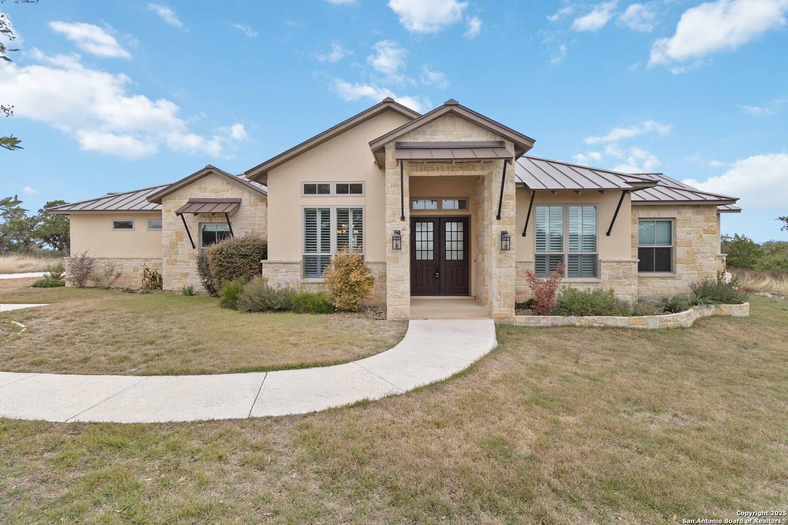 Mico, TX 78056,1083 PR 2775