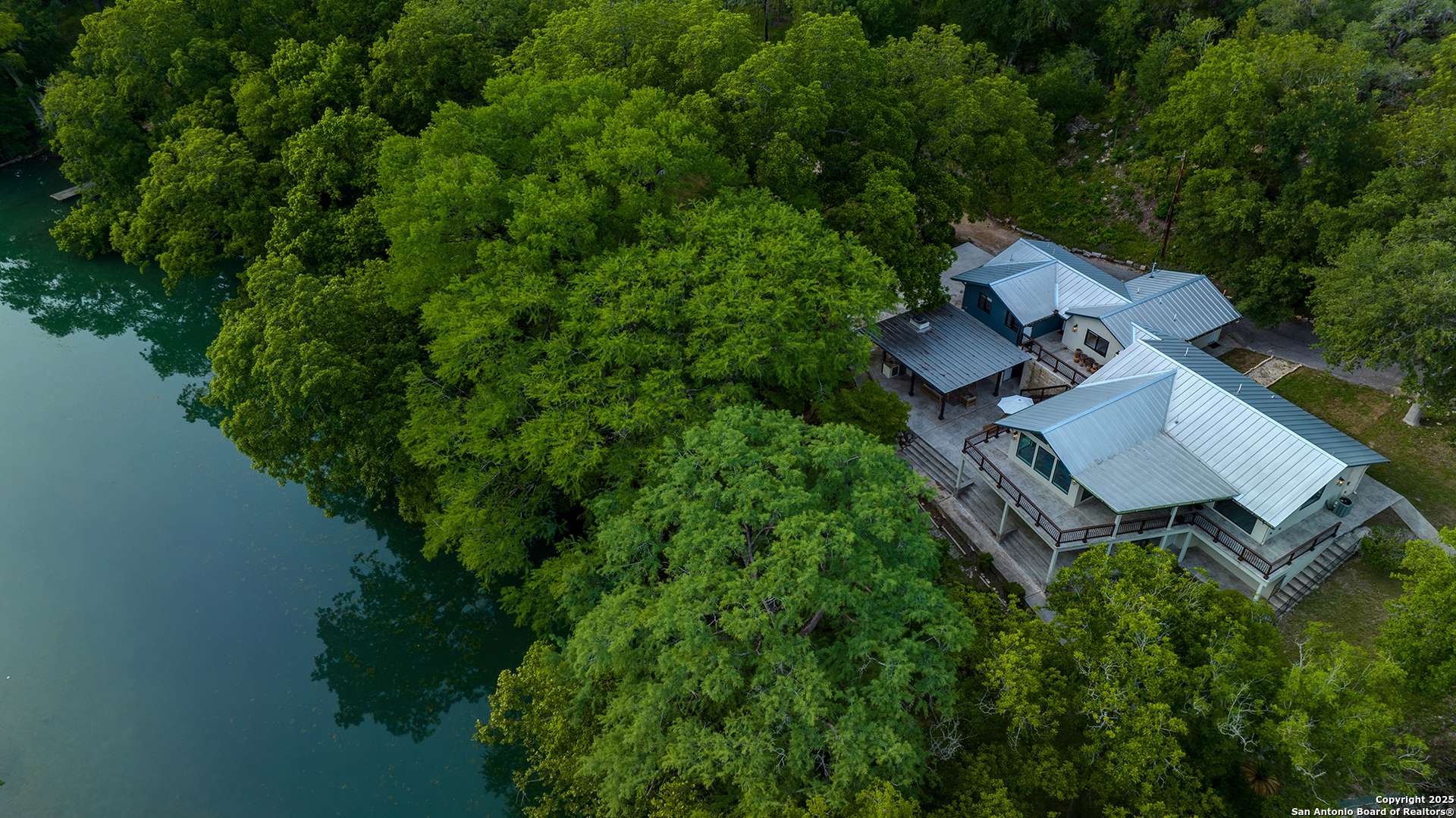 2865 EDGEGROVE, Canyon Lake, TX 78133-4570