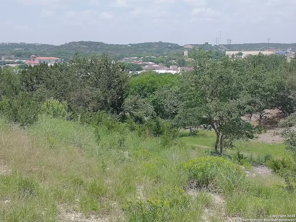 Kerrville, TX 78028,2210 Stoneledge Dr Lot 3