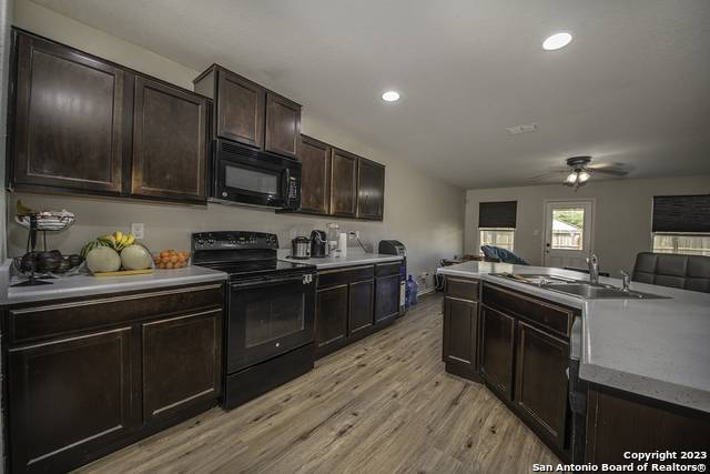 San Antonio, TX 78222-3478,5711 Espada Cliff