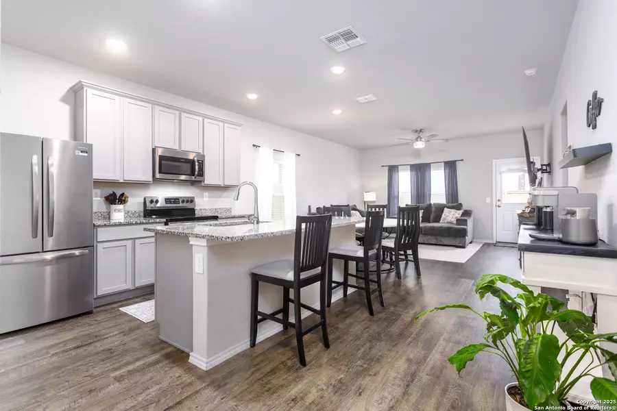 530 Moscato Rd, New Braunfels, TX 78130