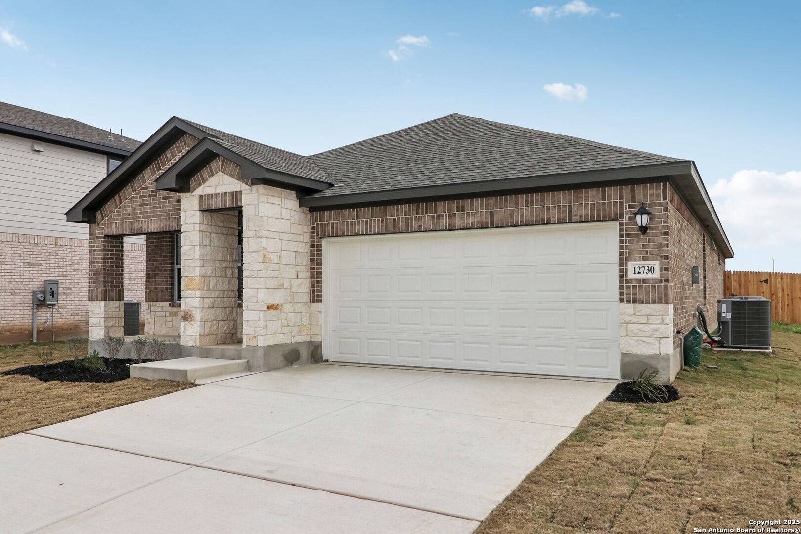 Schertz, TX 78154,12730 Horizon Crest