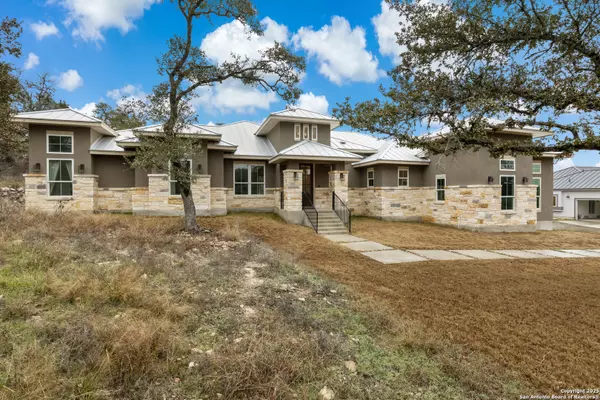 3385 CAMPESTRES, Spring Branch, TX 78070