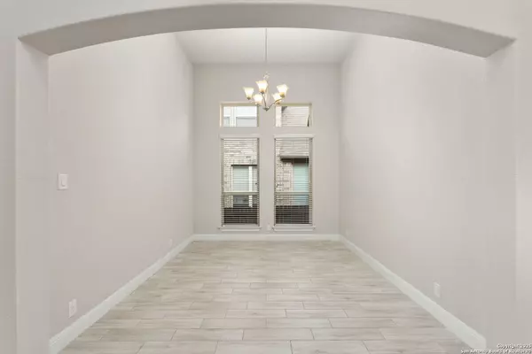 San Antonio, TX 78258-7032,23161 EVANGELINE