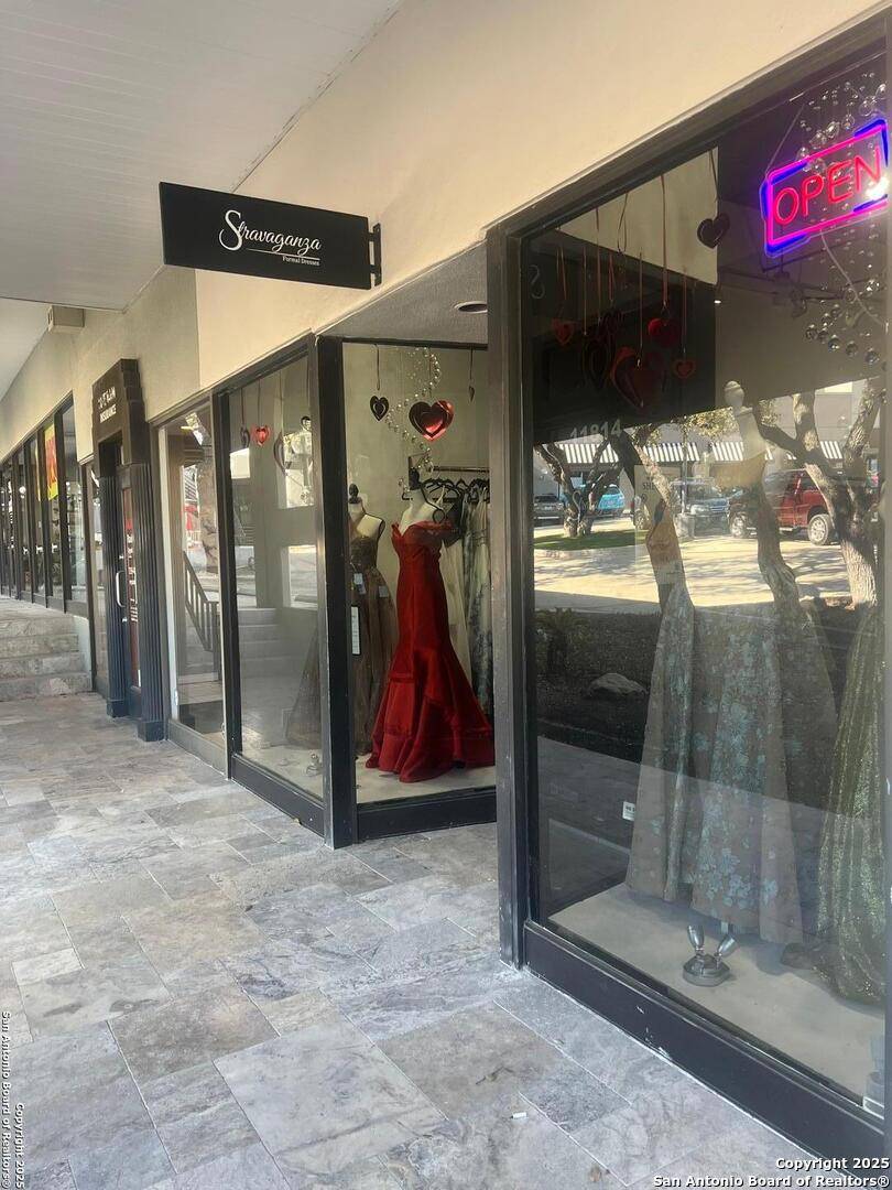 San Antonio, TX 78230,11814 Wurzbach Rd