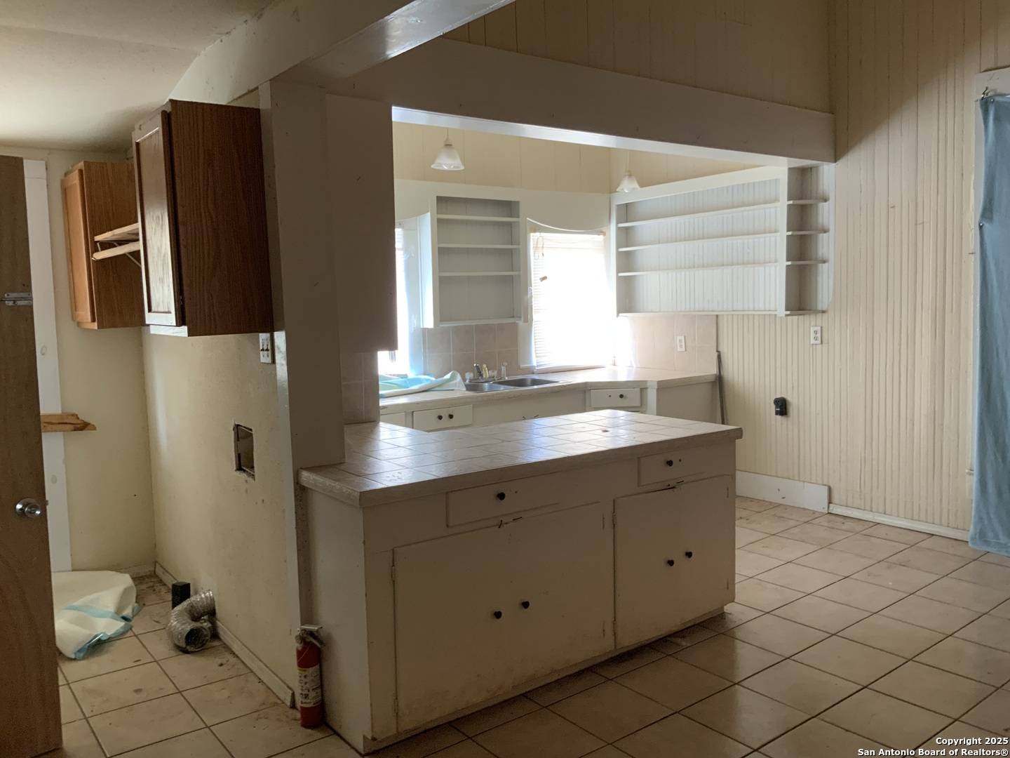Nixon, TX 78140,309 3rd Street