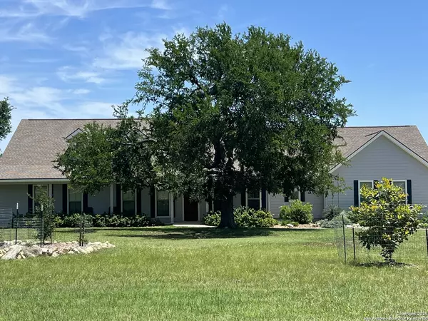 Blanco, TX 78606,106 Abierto Cove Dr