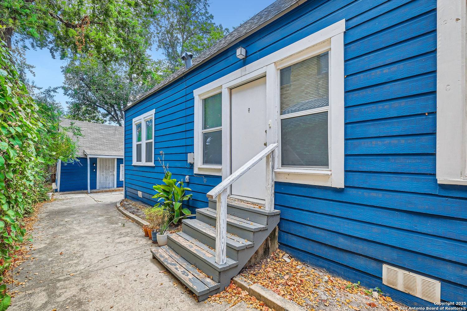 San Antonio, TX 78212,432 Fulton
