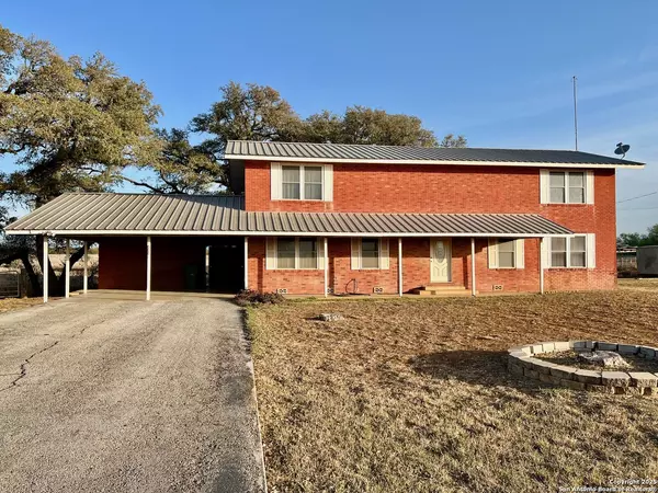 Jourdanton, TX 78026,500 Bluntzer Rd