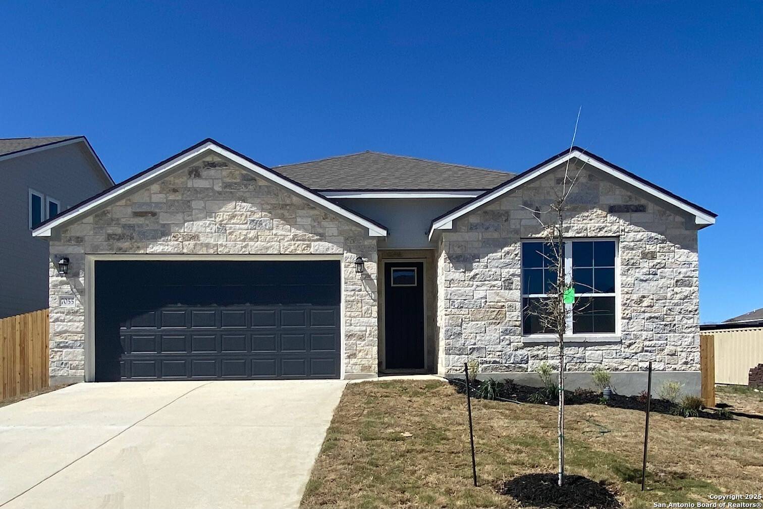 7055 Hayes Horizon, Live Oak, TX 78233