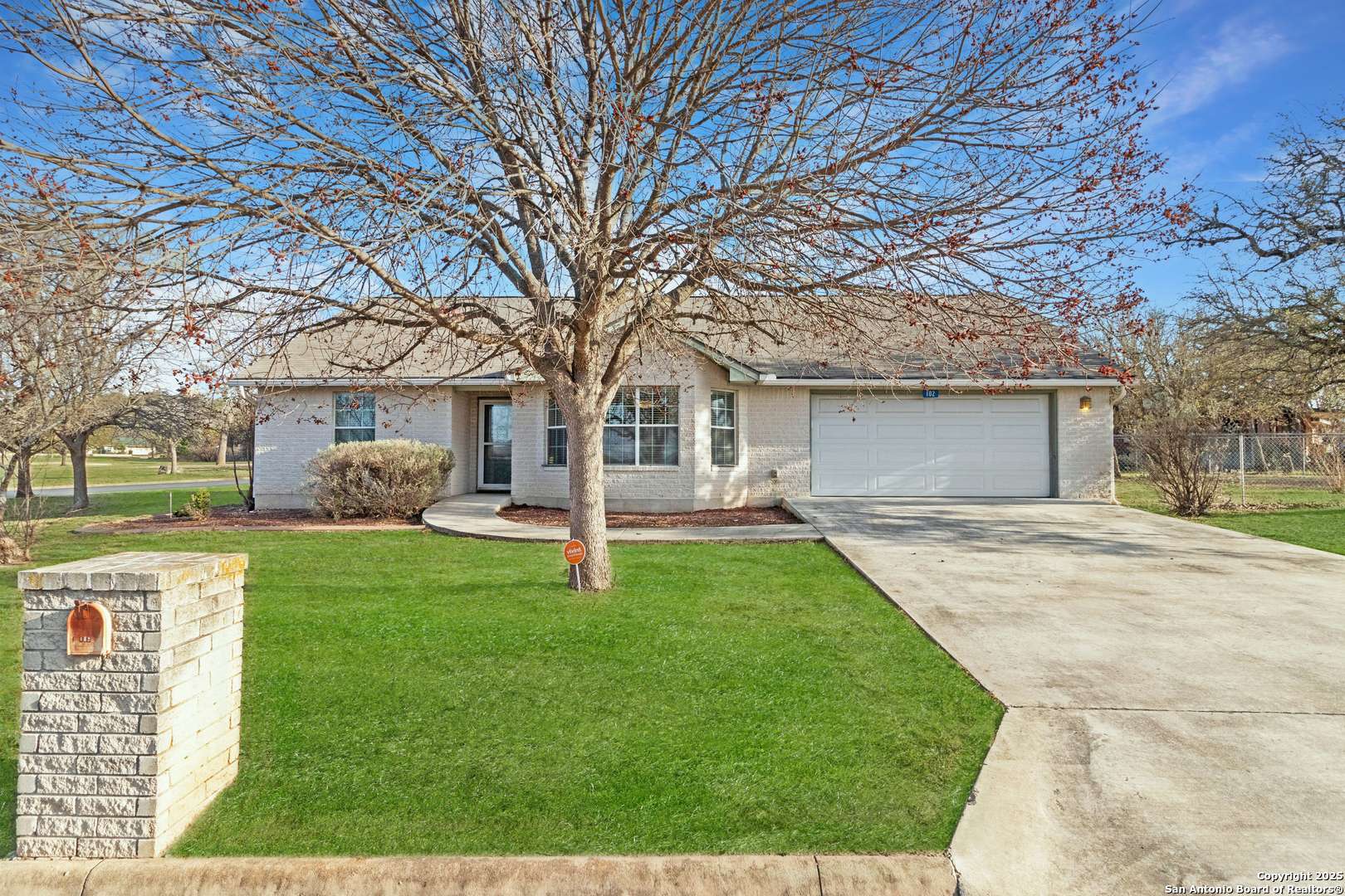 102 Sandlewood, Kerrville, TX 78028