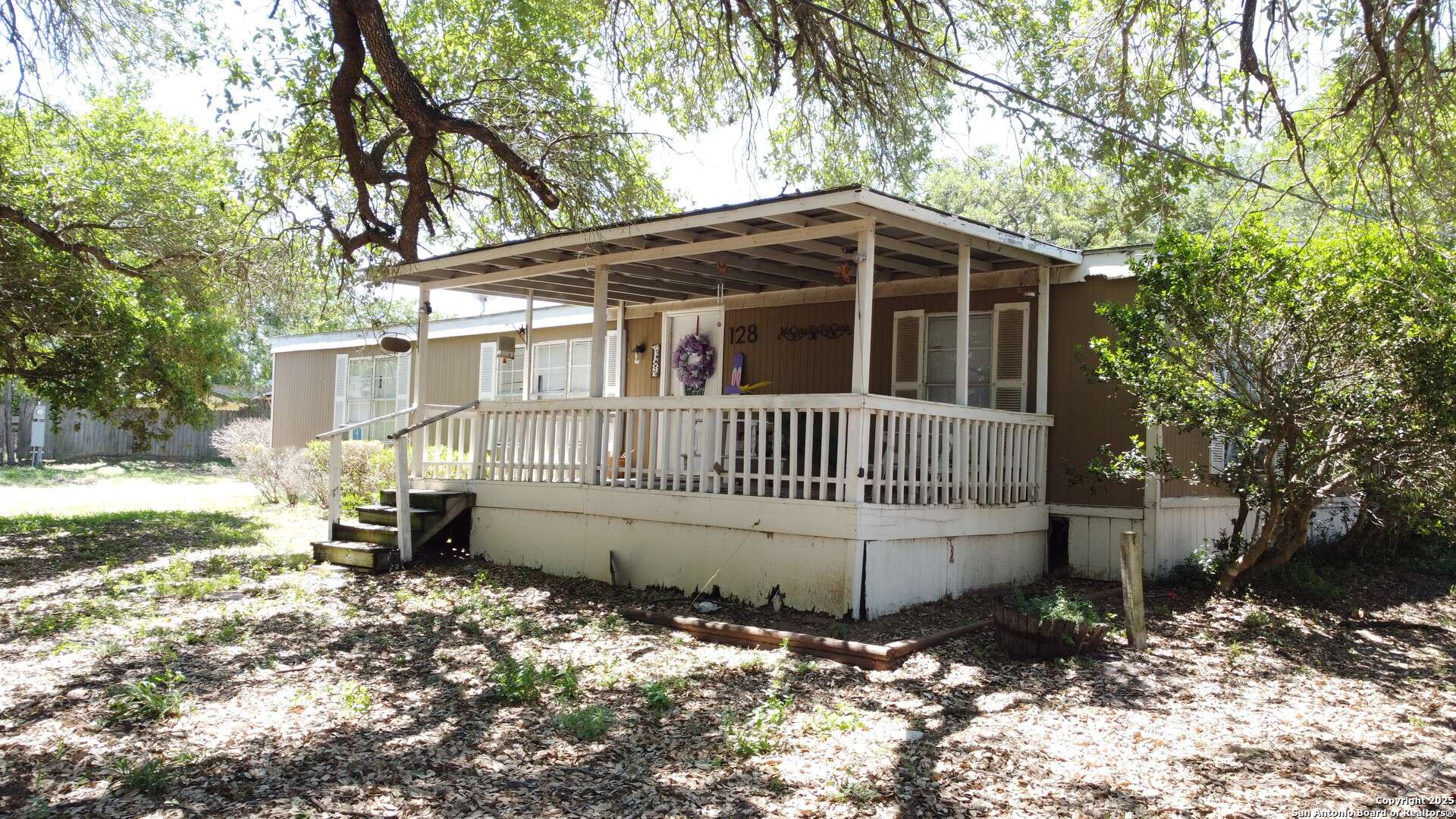 128 WINSHIP RD, Pleasanton, TX 78064-3854