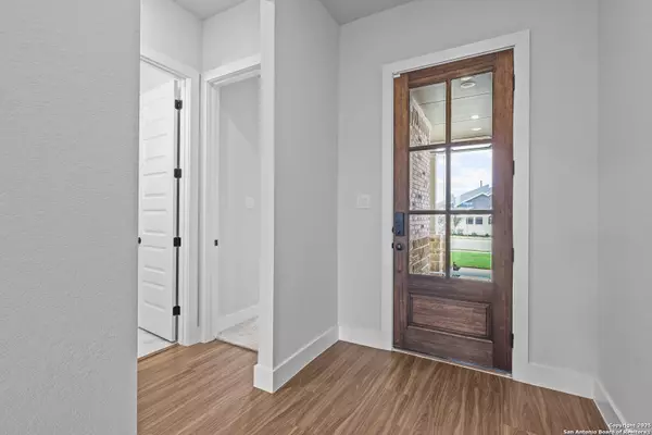 Schertz, TX 78108,4502 Yoakum Valley