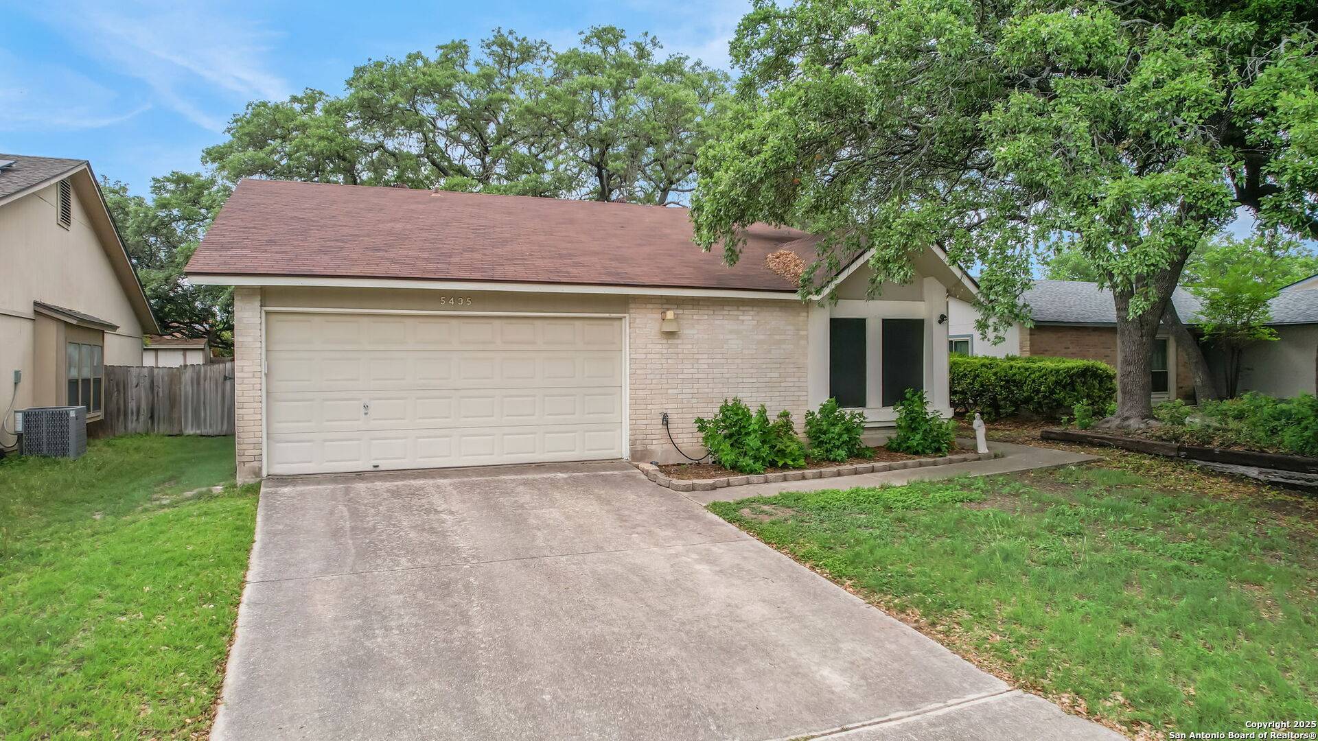 San Antonio, TX 78247,5435 Vista Trail