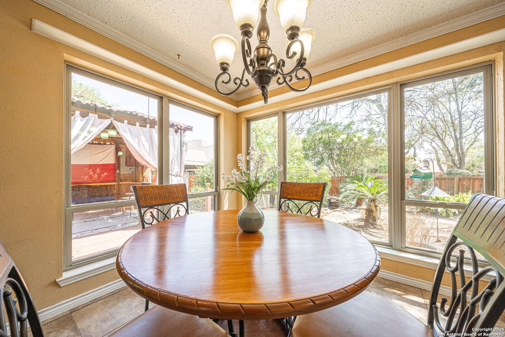 Schertz, TX 78154,2812 Kingsland Circle