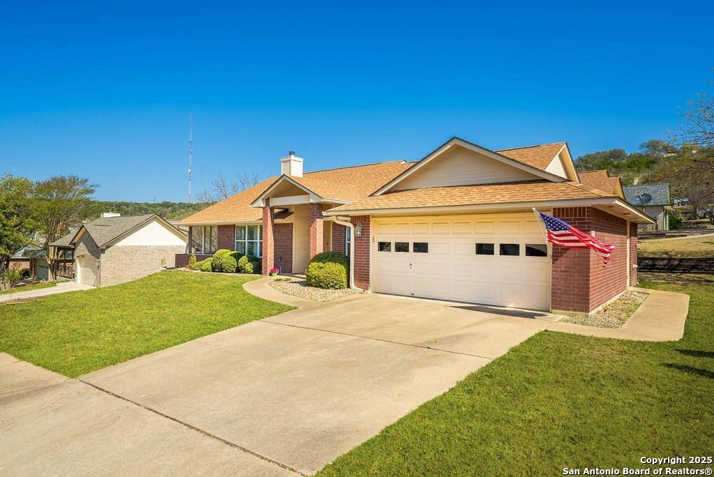 407 Vicksburg Ave, Kerrville, TX 78028