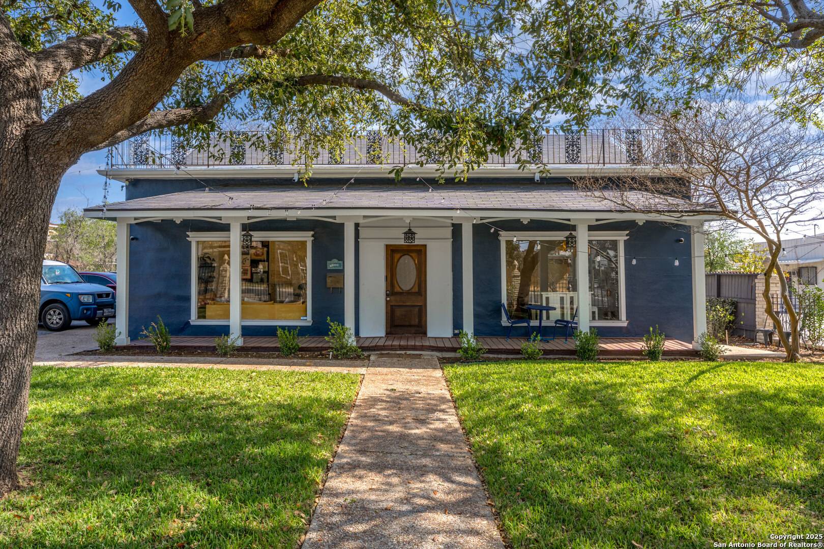 San Antonio, TX 78212,1002 Flores UNIT 1