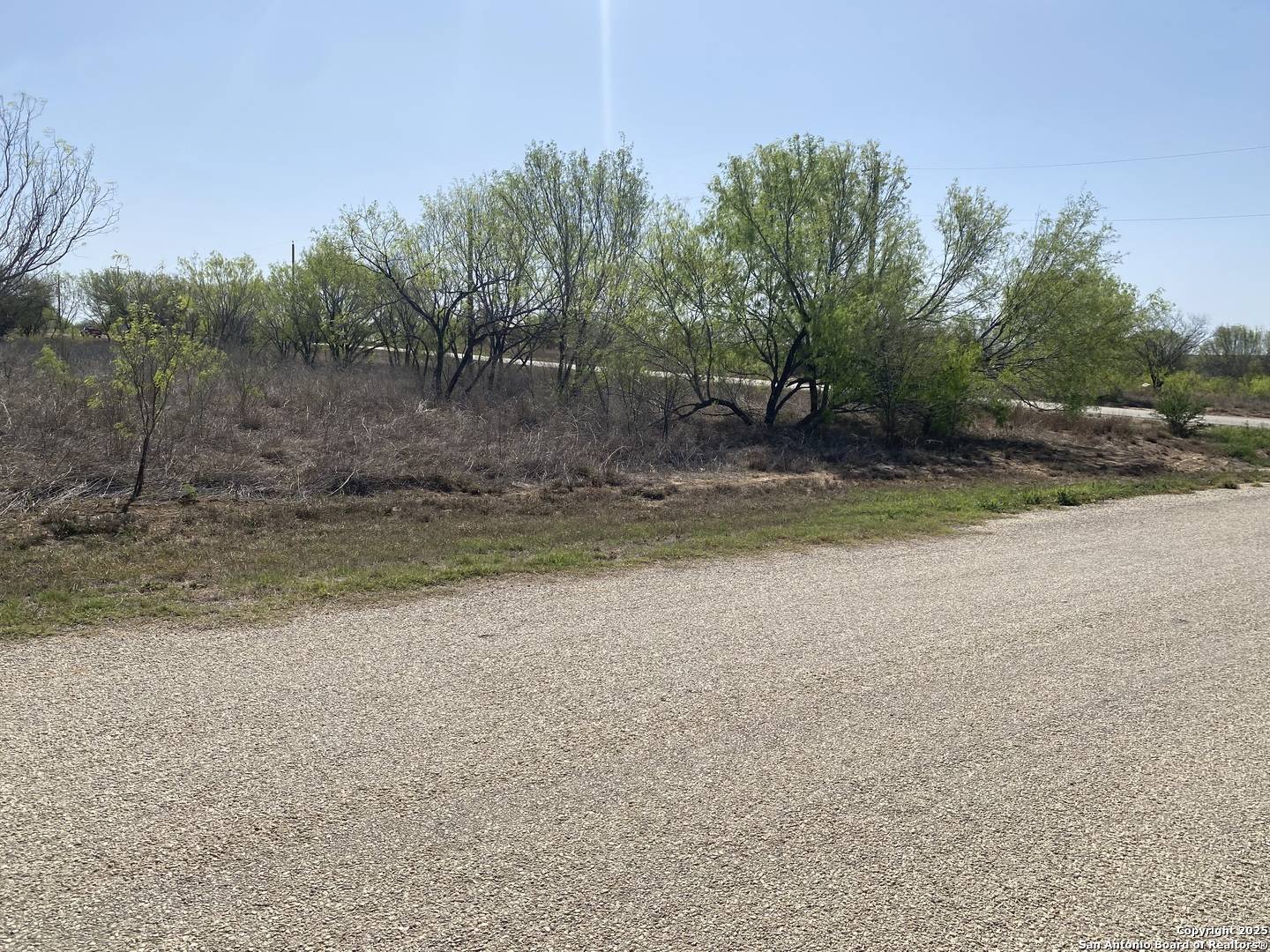 Devine, TX 78016,105 cr 2667