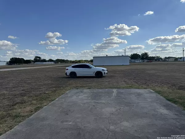 Marion, TX 78124,236 Vagabond