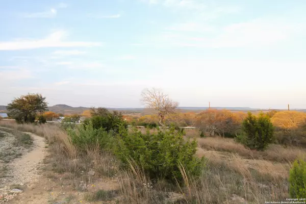 Boerne, TX 78006,73 Table Rock