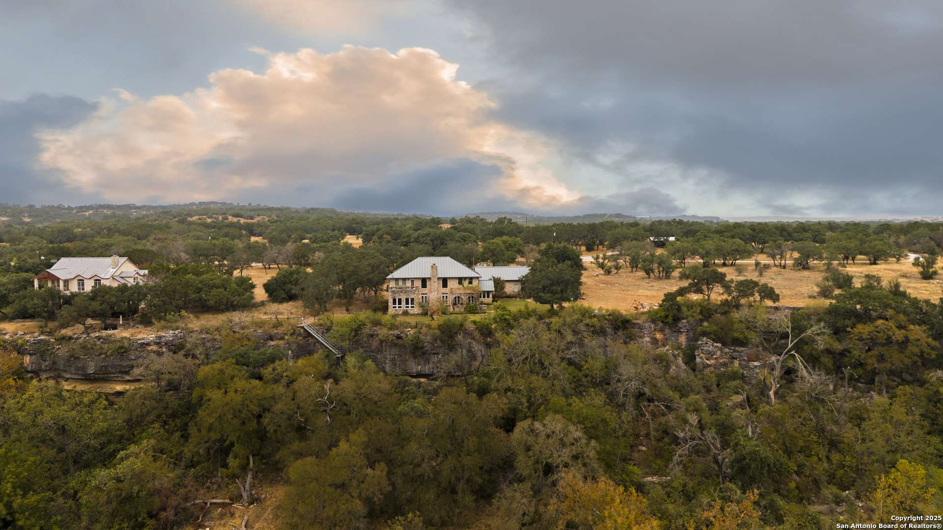 Spicewood, TX 78669,5229 Hupedo Ranch
