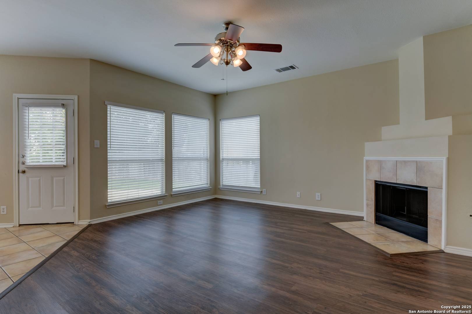 San Antonio, TX 78249,6139 Wood Bayou