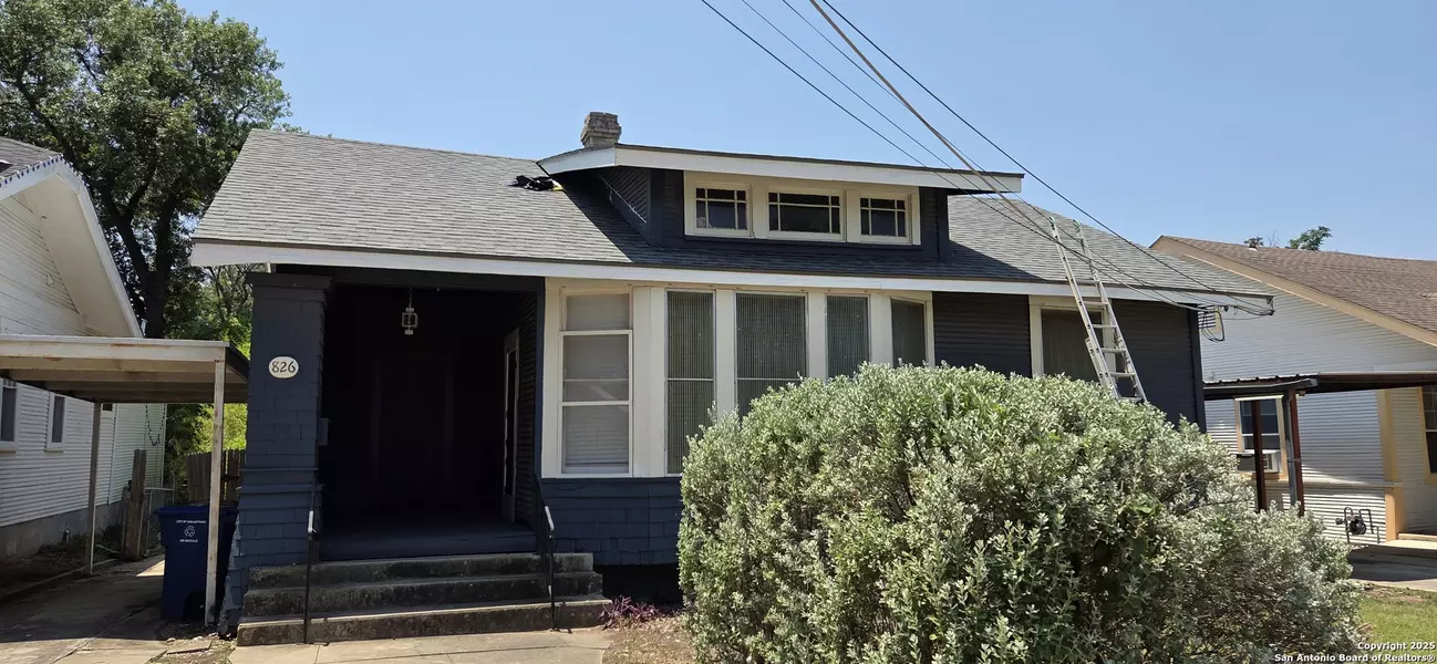 826 Russell, San Antonio, TX 78212