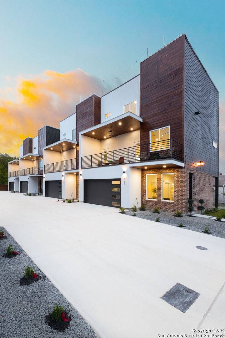 San Antonio, TX 78210,1019 Hackberry Unit 102