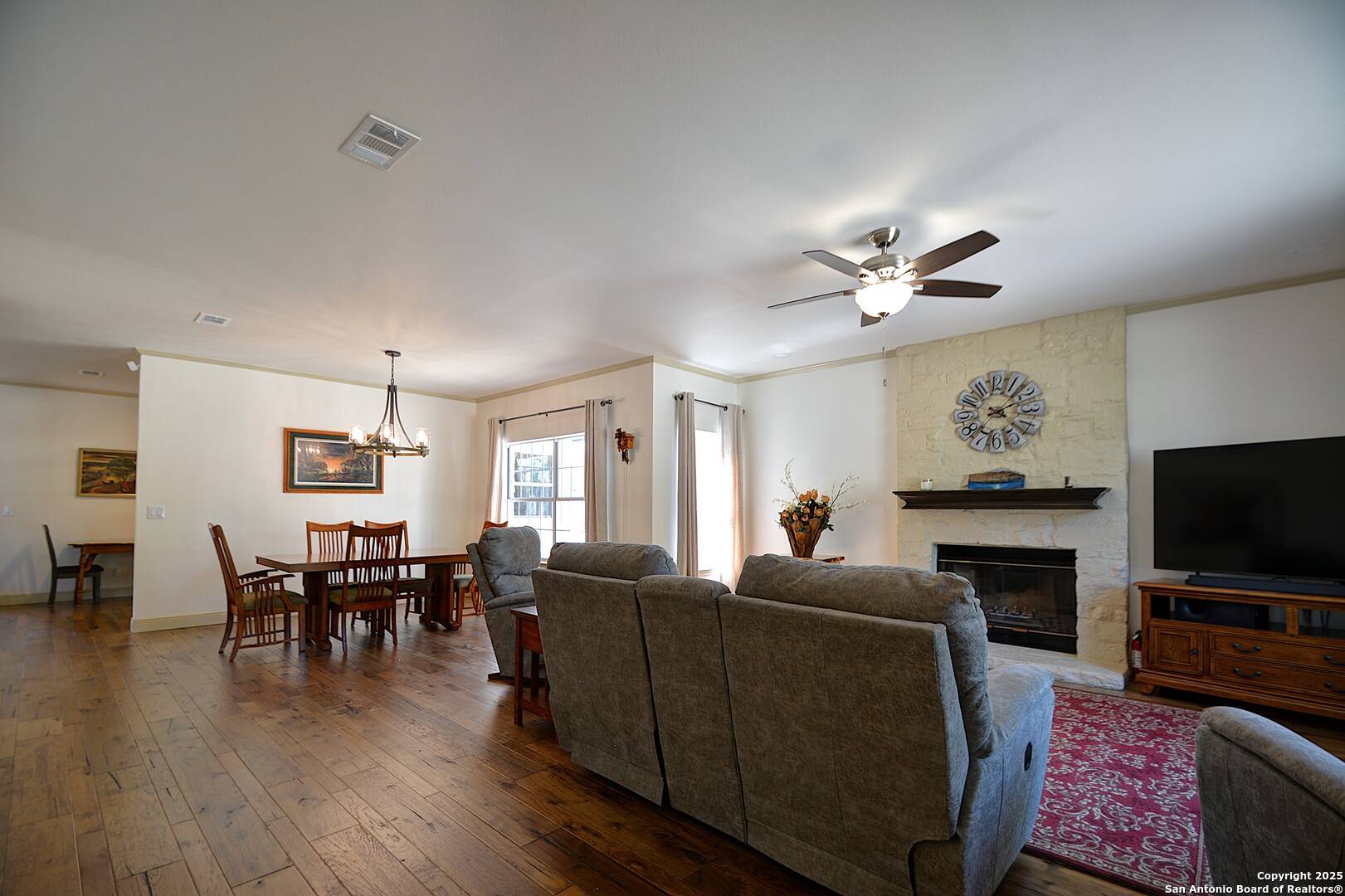 Kerrville, TX 78028,215 Canyon Creek