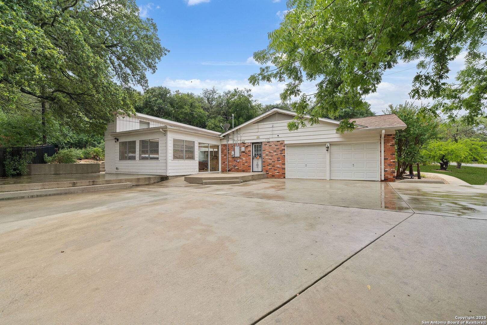 San Antonio, TX 78229,3918 Midvale