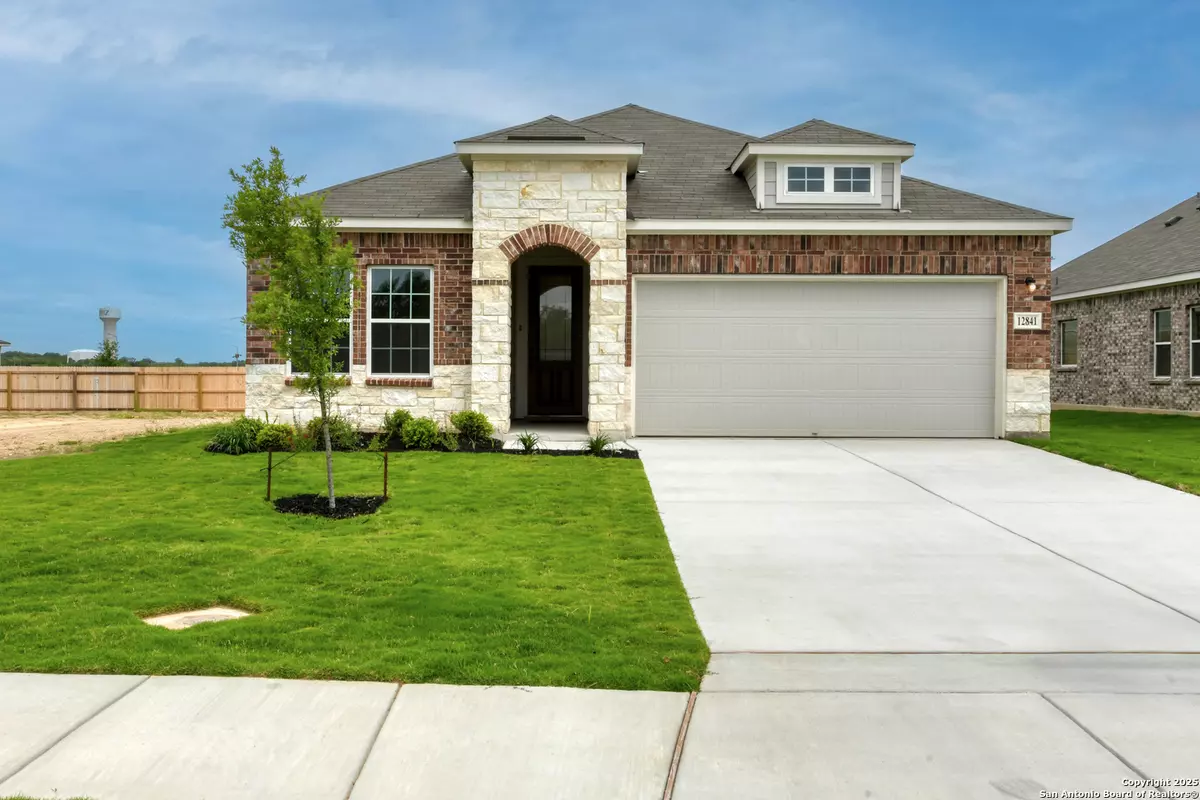 Schertz, TX 78108,12841 Hill Plains Dr.