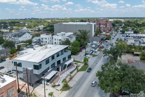 Houston, TX 77008,1023 Studewood