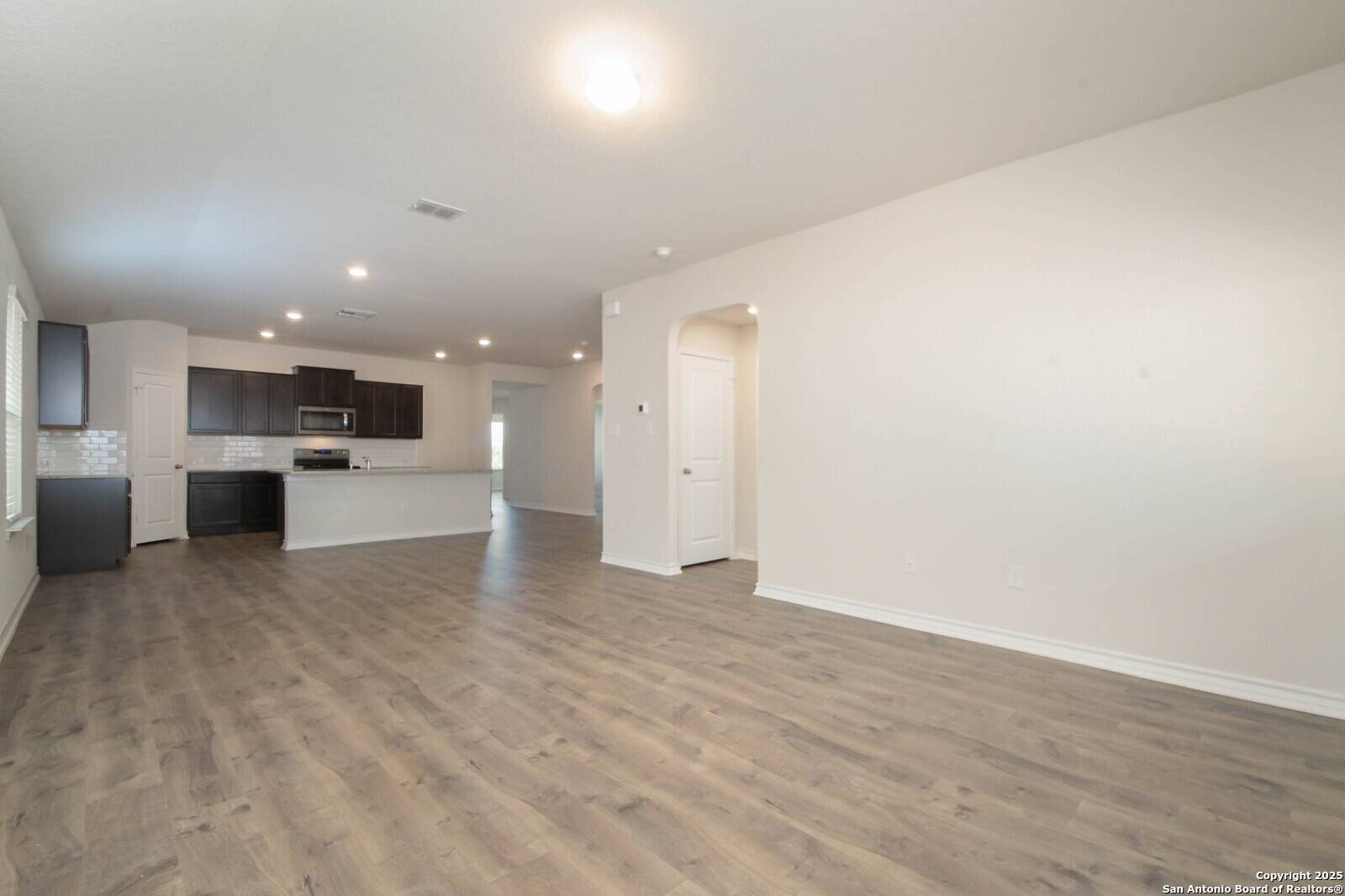San Antonio, TX 78252,8106 Radiant Star