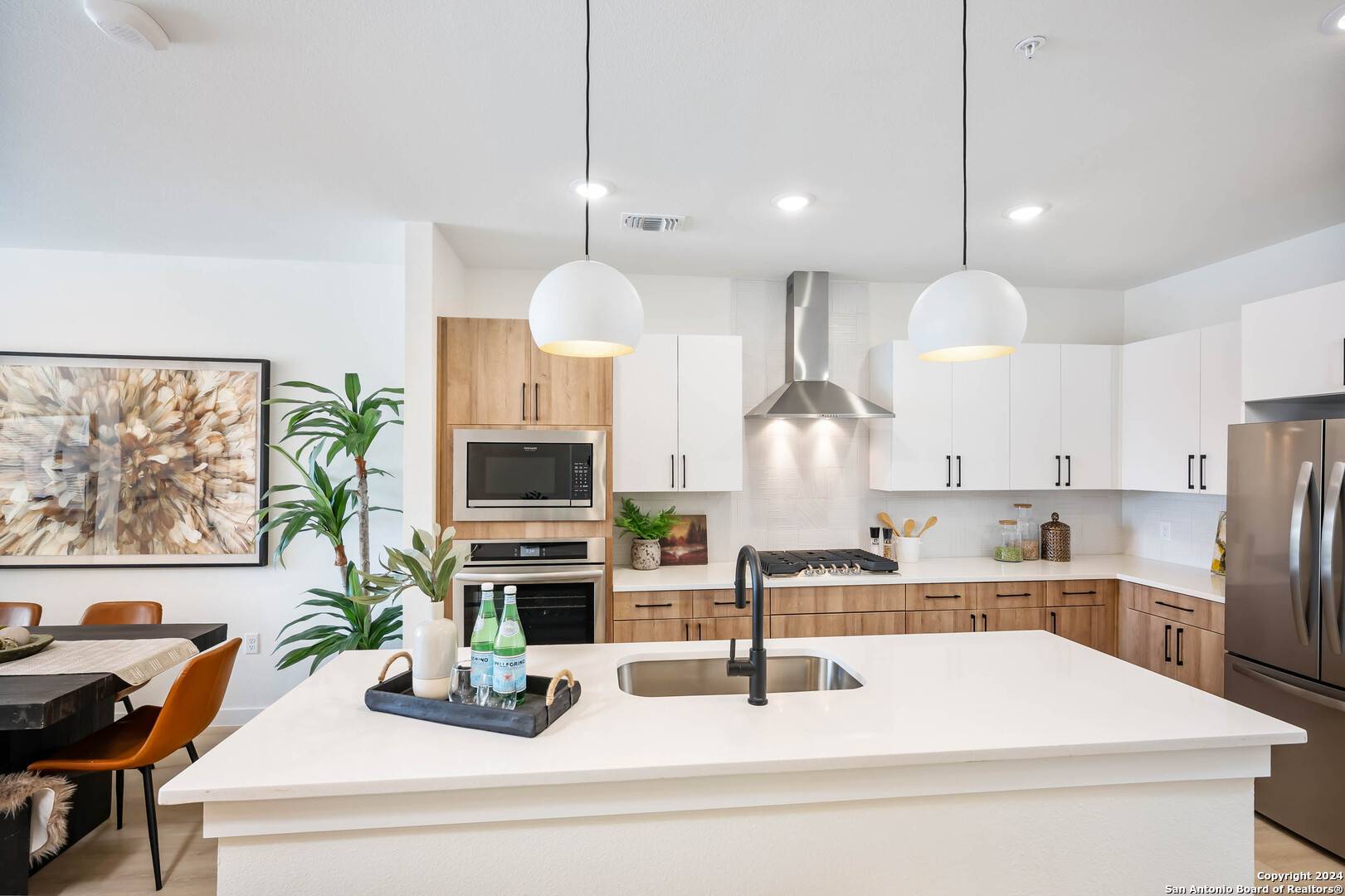 San Antonio, TX 78212,719 Locust St UNIT 1106