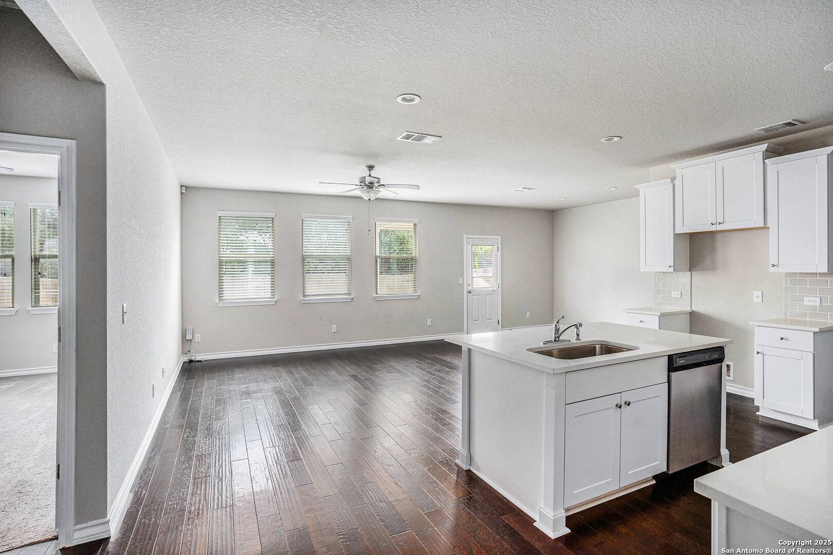 San Antonio, TX 78254,12448 Big Valley Crk