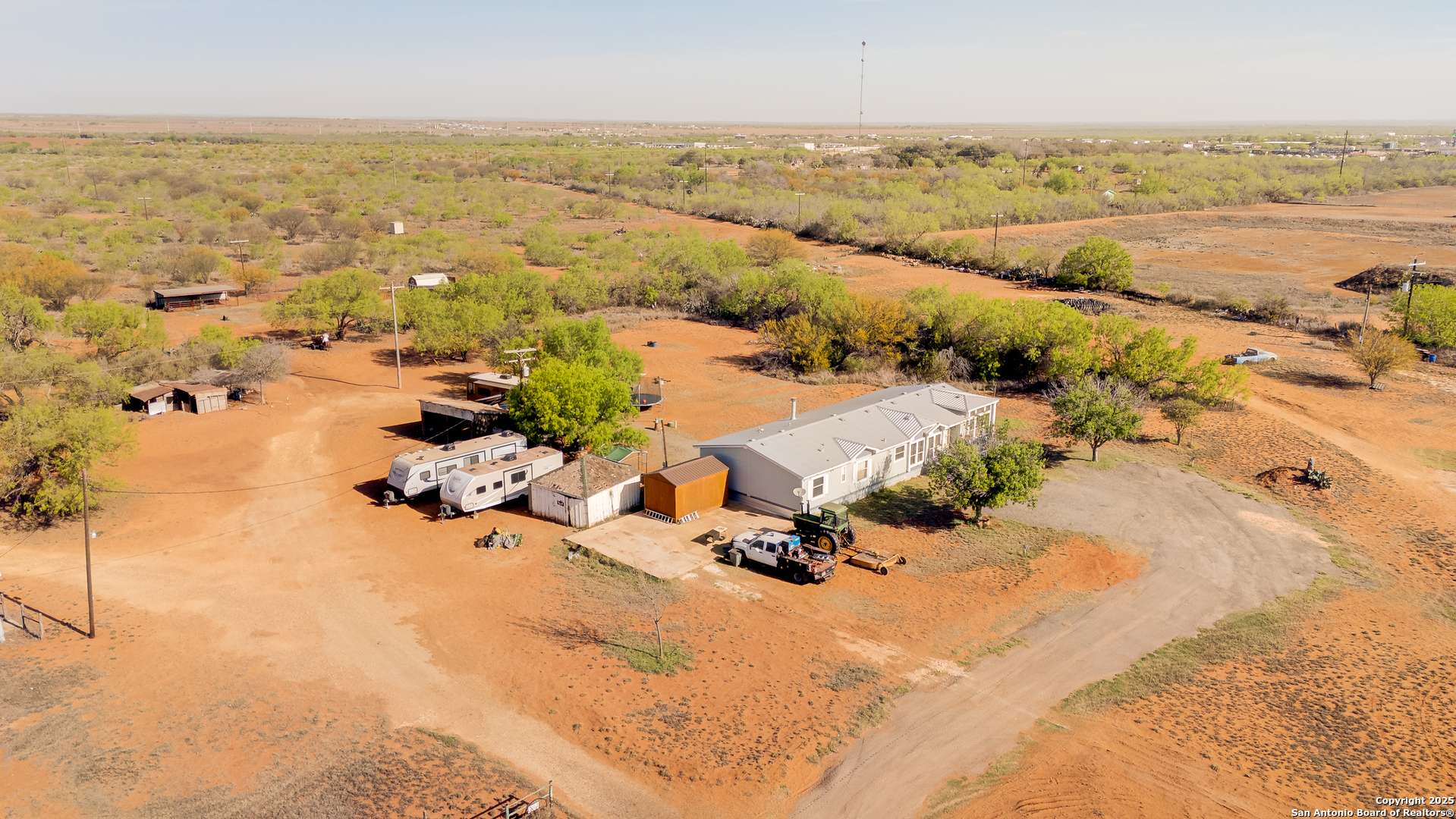 Dilley, TX 78017,1160 HWY 85 W