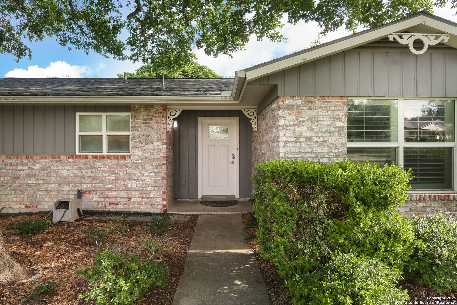San Antonio, TX 78240,5606 Granger