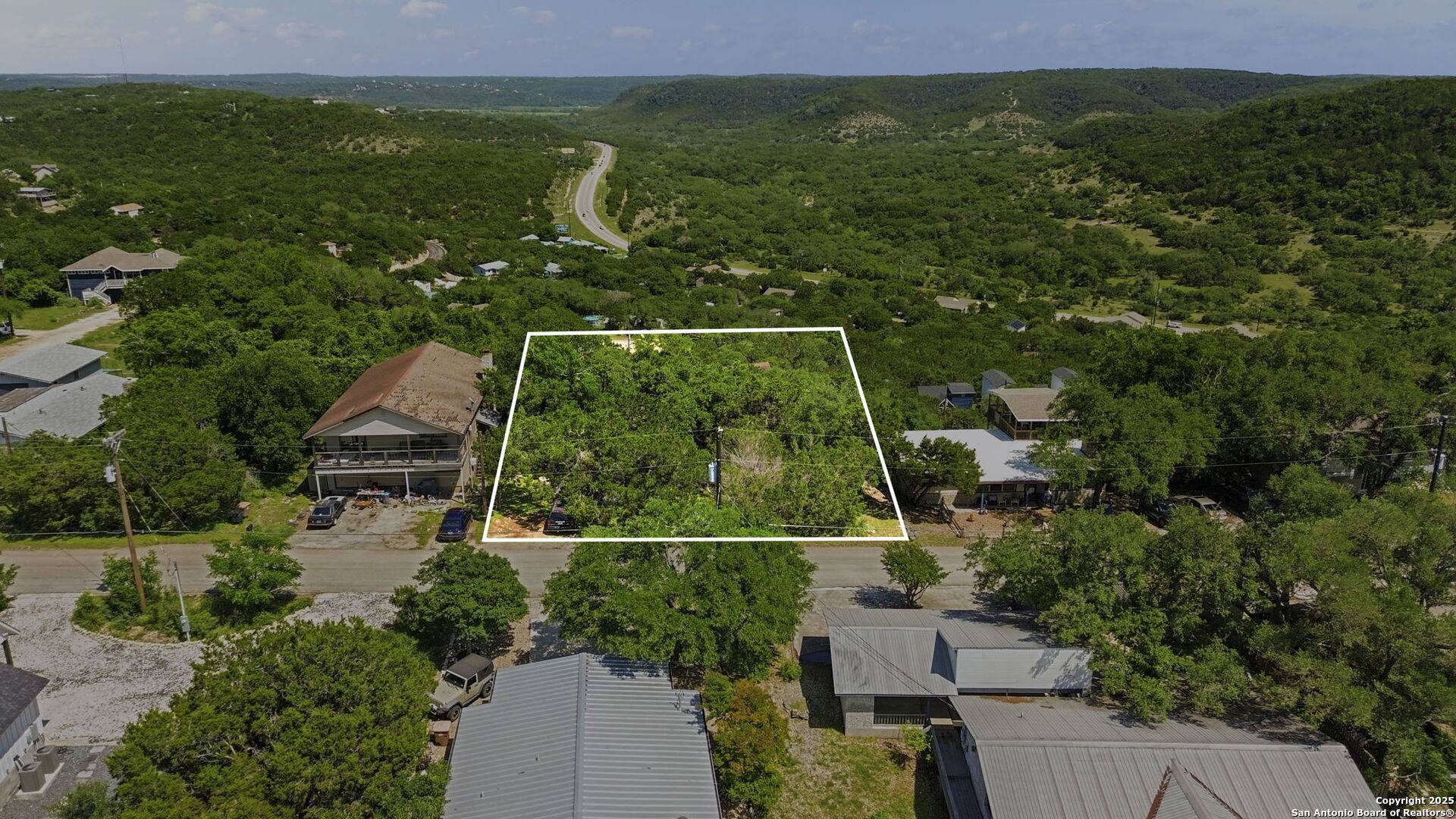 834 hill top, Canyon Lake, TX 78133