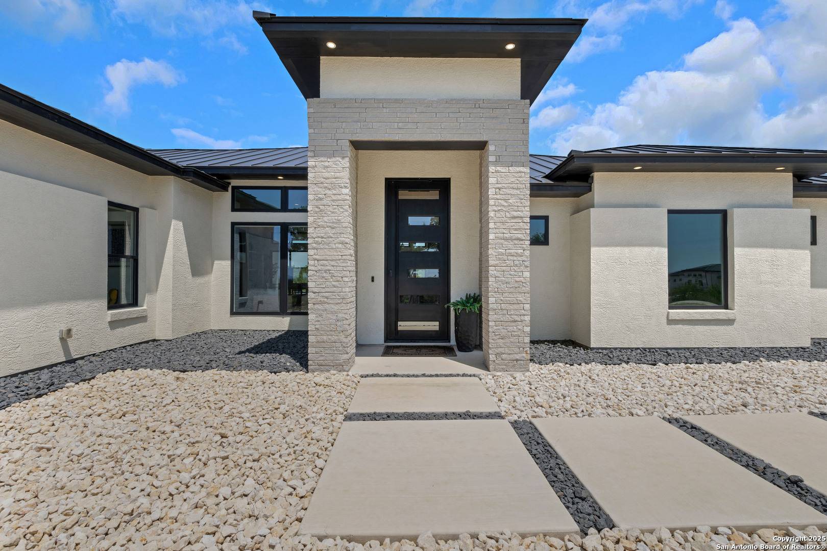 Mico, TX 78056,364 Pr 2771