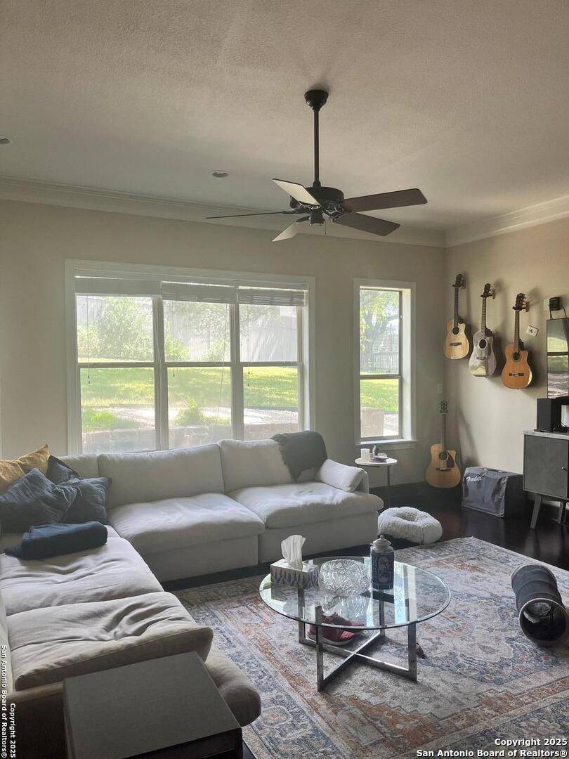 San Antonio, TX 78209,3211 Woodcrest