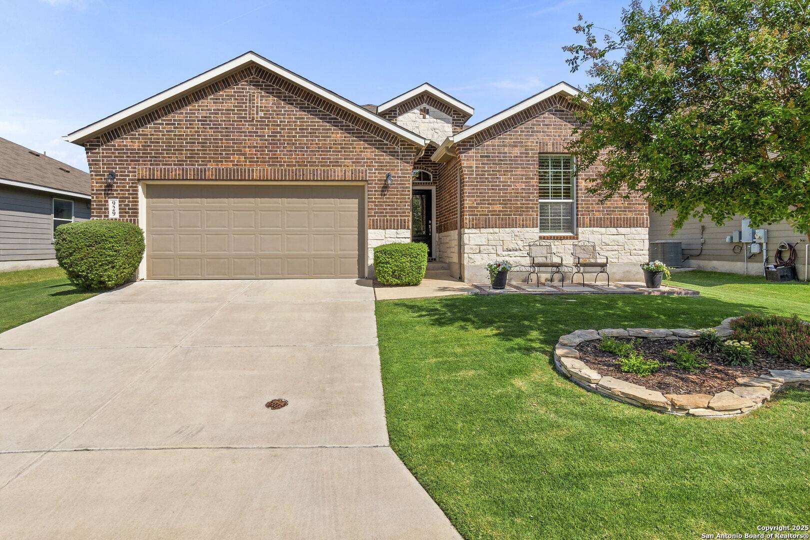 929 Cypress Mill, New Braunfels, TX 78130