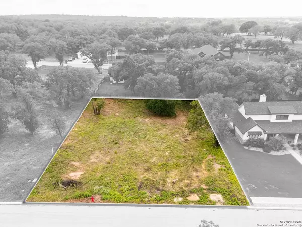 La Vernia, TX 78121,116 LAUREL HEIGHTS