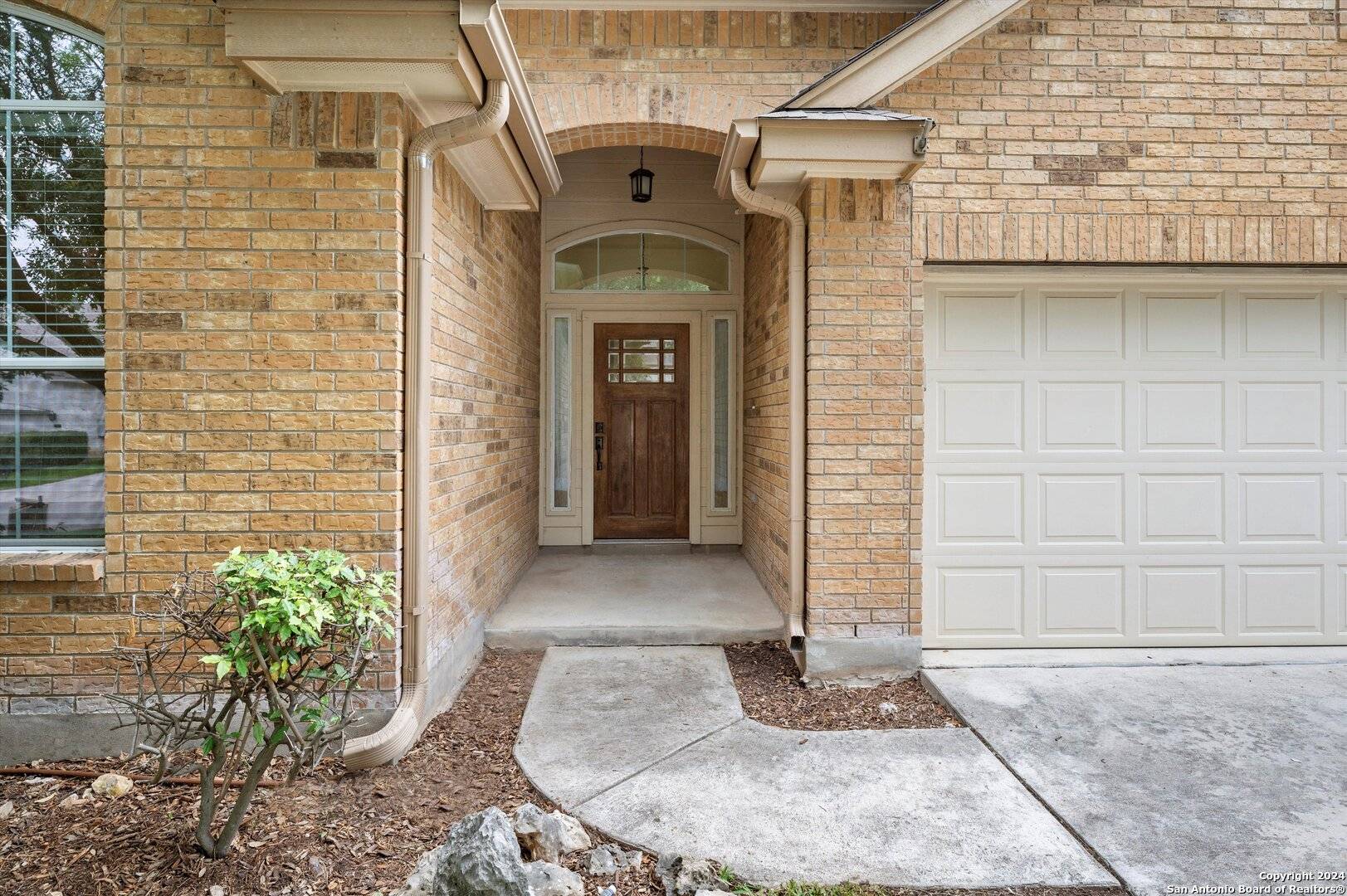 New Braunfels, TX 78132-2902,3227 ESPADA