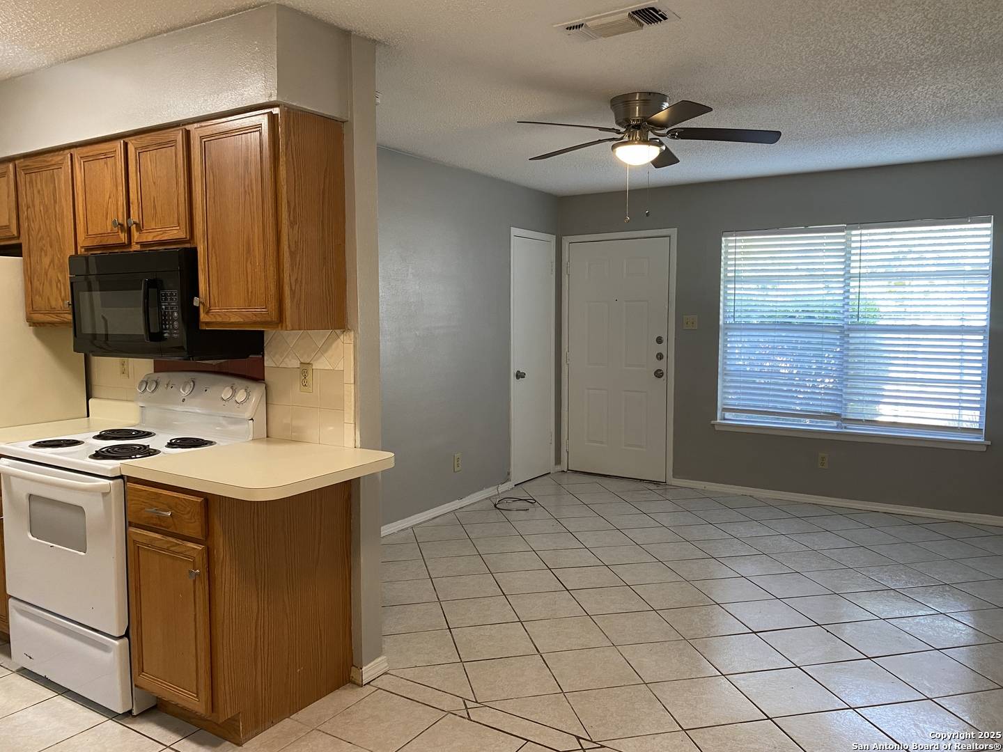 San Antonio, TX 78227,7774 Skolout UNIT 2