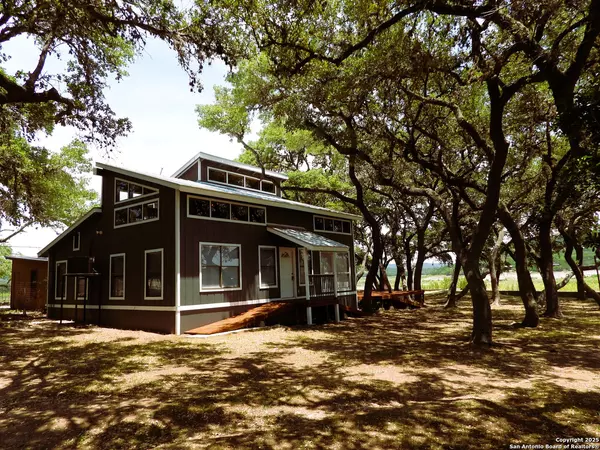 Lakehills, TX 78063,148 Lakeshore Road